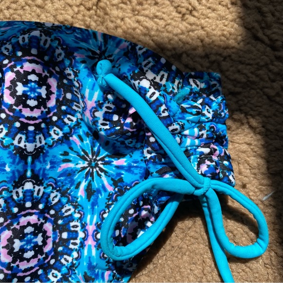 Kanu Surf 2-piece Bikini - Picture 5 of 6